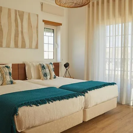 Villa Monte Das Oliveiras Lux - 600m From The Beach - Swimming Pool - Wi Fi - Aircon