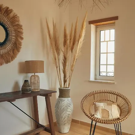 Monte Das Oliveiras Lux - 600m From The Beach - Swimming Pool - Wi Fi - Aircon Villa