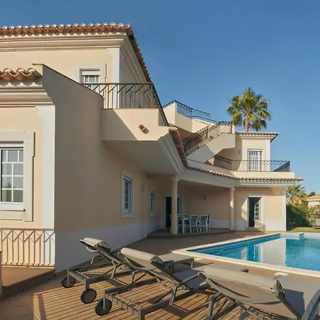 Monte Das Oliveiras Lux - 600m From The Beach - Swimming Pool - Wi Fi - Aircon * Albufeira