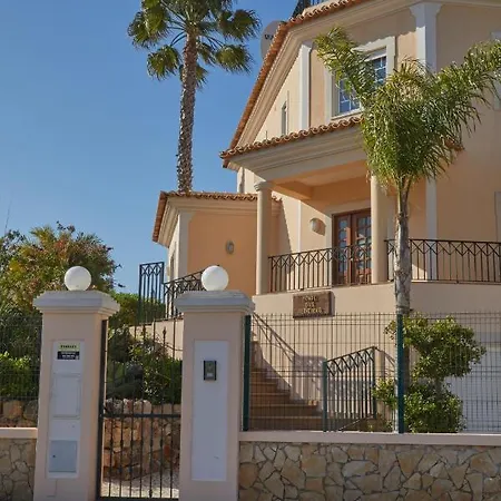 Villa Monte Das Oliveiras Lux - 600m From The Beach - Swimming Pool - Wi Fi - Aircon