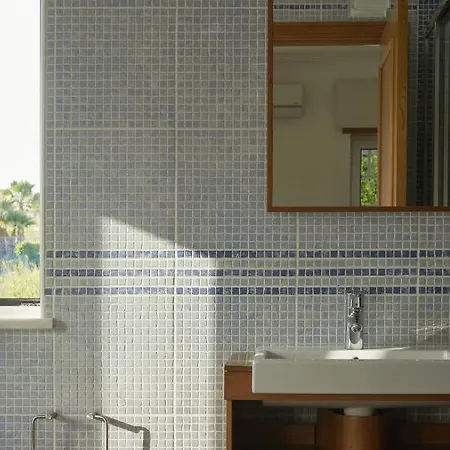 Villa Monte Das Oliveiras Lux - 600m From The Beach - Swimming Pool - Wi Fi - Aircon