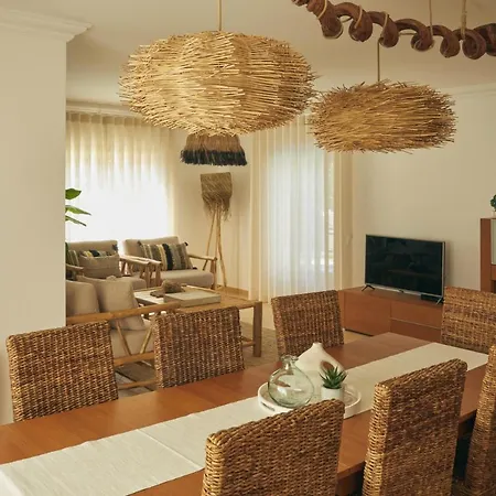 Monte Das Oliveiras Lux - 600m From The Beach - Swimming Pool - Wi Fi - Aircon