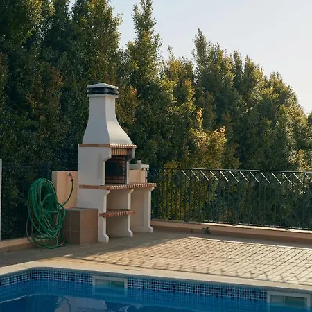 Monte Das Oliveiras Lux - 600m From The Beach - Swimming Pool - Wi Fi - Aircon אלבופיירה
